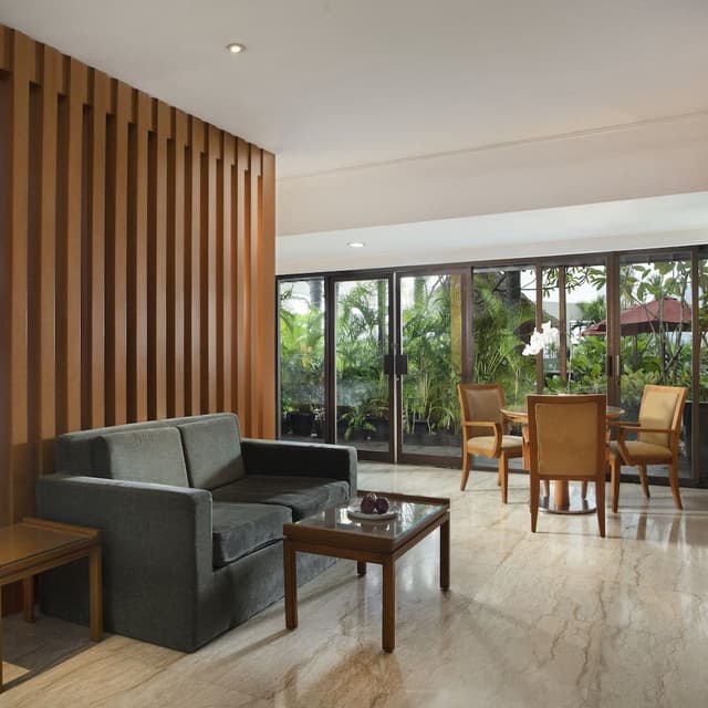 Cabana Family Suite Room