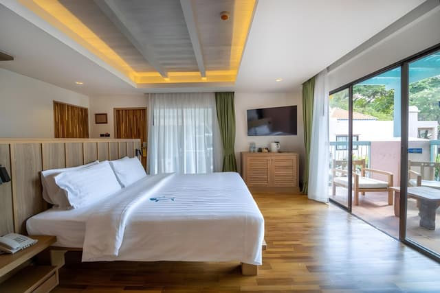 Junior Room, 1 Double Bed
