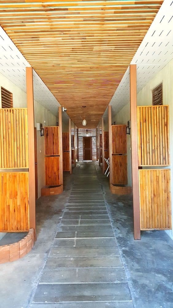 Standard Room (Road Side)
