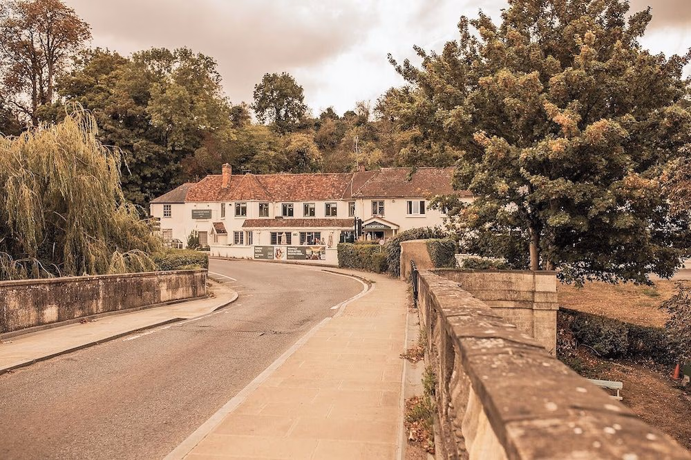 Shillingford bridge hotel3