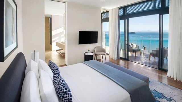 Room, 4 Bedrooms (Hayman Residence)