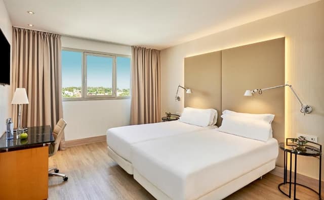 Standard Room with Extra bed