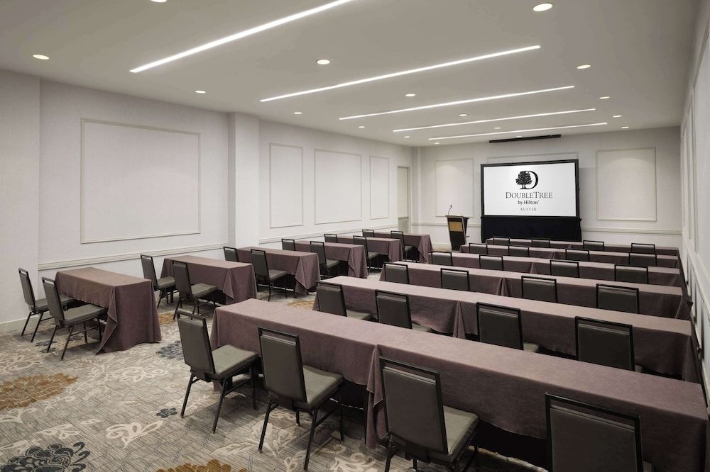 Doubletree by Hilton Austin2