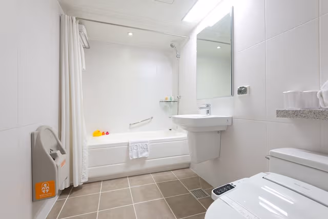 Family Suite (Must be accompanied by a child)