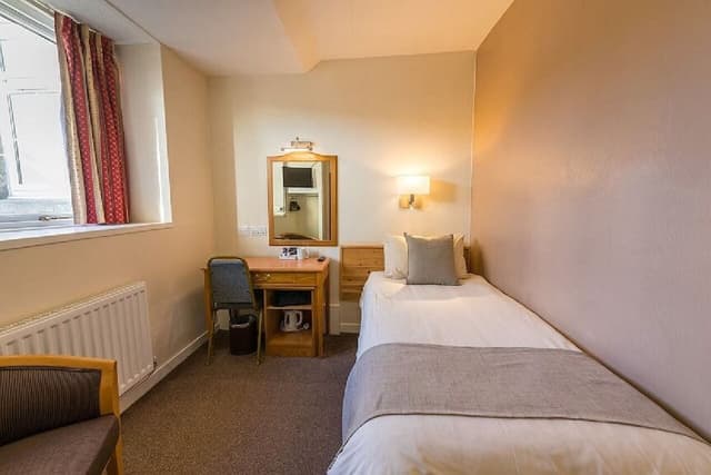 Classic Single Room