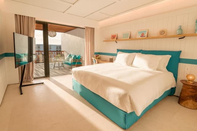 Signature Suite