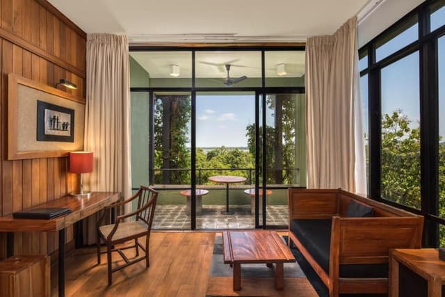 Luxury King Room