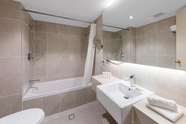 Deluxe Room, 1 Queen and 1 Single
