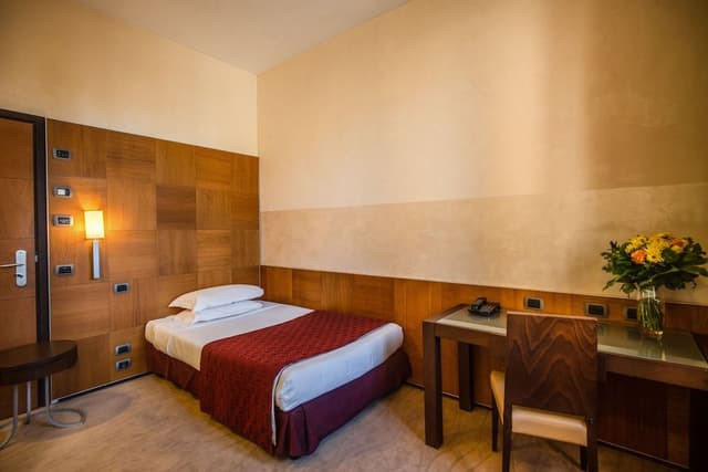 Standard Single Room