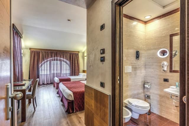 Triple Room