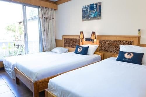 Triple Room