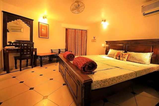 Super Deluxe Room