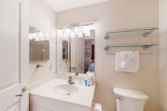 Condo, 3 Bedrooms