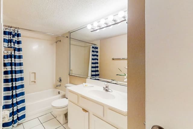 Condo, 1 Bedroom
