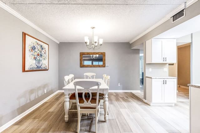 Condo, 2 Bedrooms
