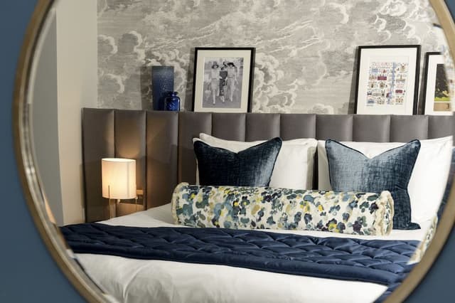Classic Double Room, Walk-in Shower