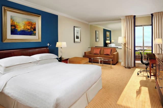 Club Room, Club lounge access, Guest room, 1 Queen