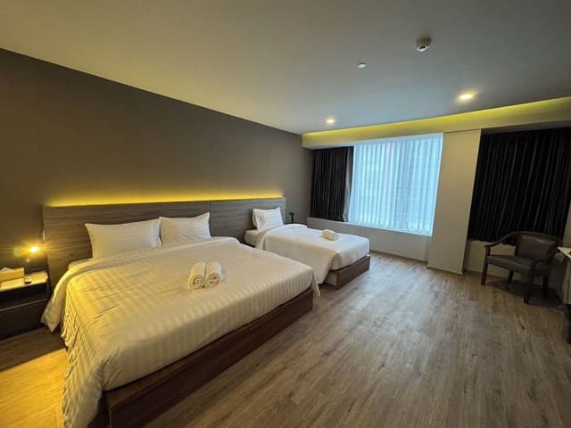 Triple Room