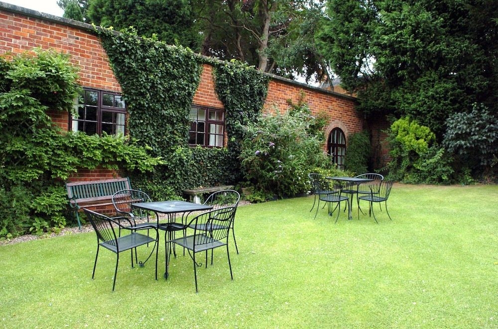 Donington Manor1