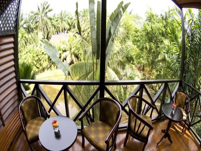 Chalet, Resort View