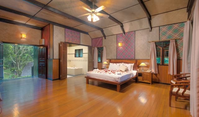Chalet, Resort View