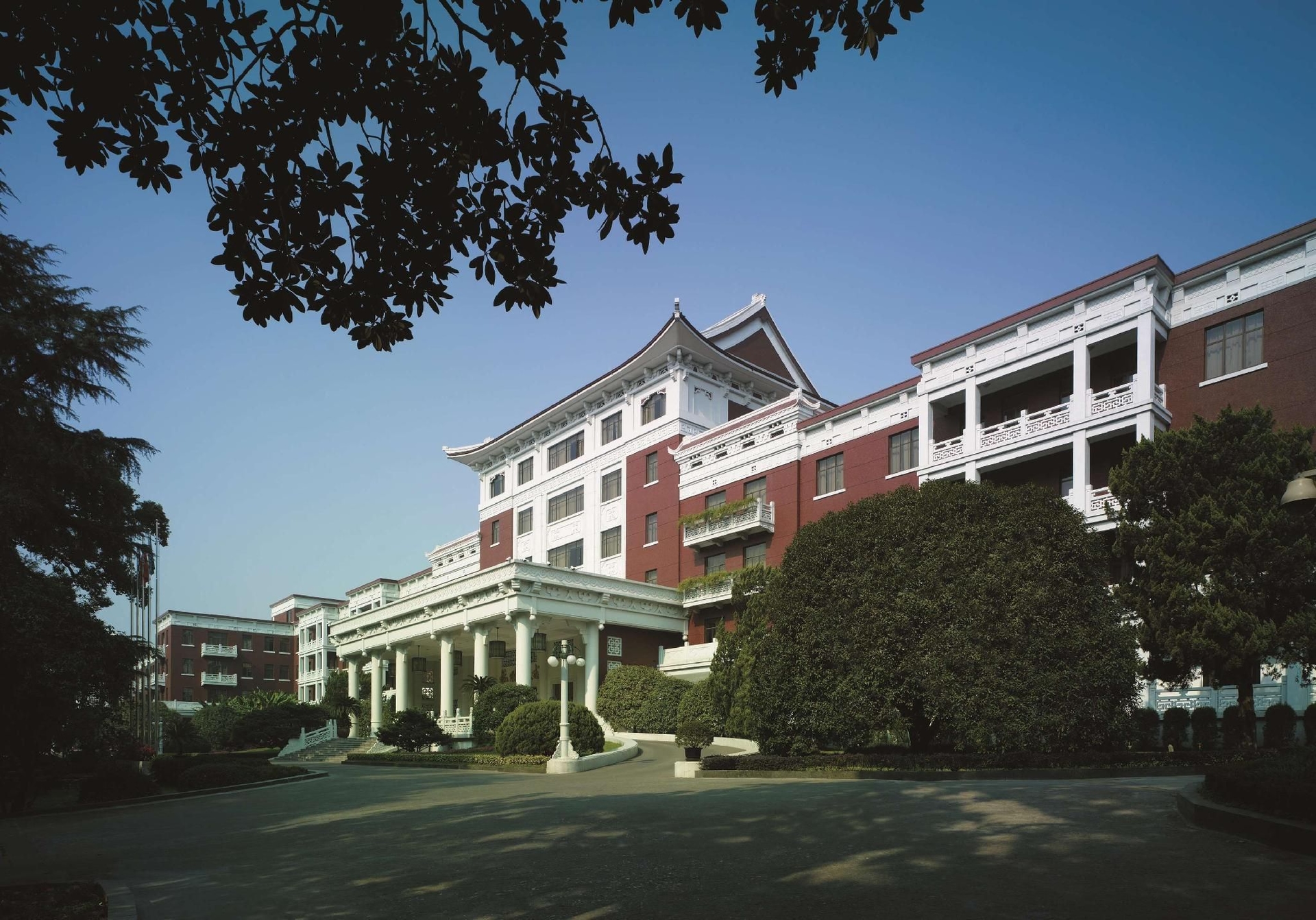 เดอะ ซิลค์ เลคเฮาส์, แชงกรี-ล่า หางโจว (The Silk Lakehouse, Shangri-La Hangzhou)0