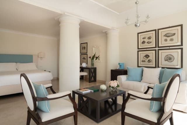 TWO BEDROOM SUITE SEA-VIEW WITH TERRACE