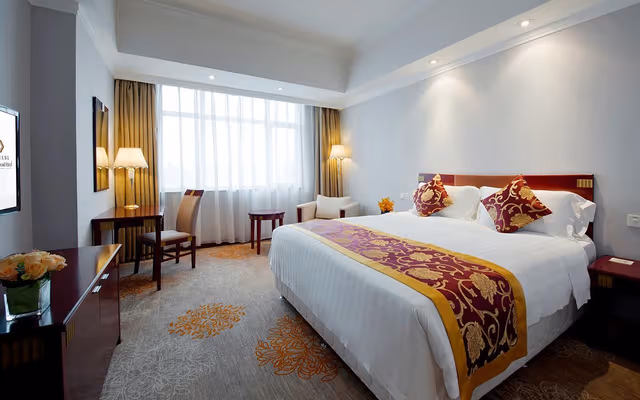 Superior Queen Room