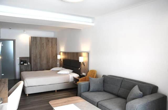 DELUXE DOUBLE ROOM PANORAMA