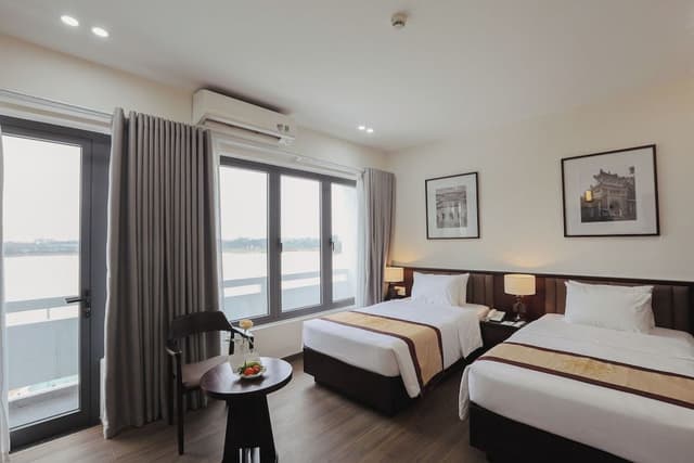 Premier Room, River View