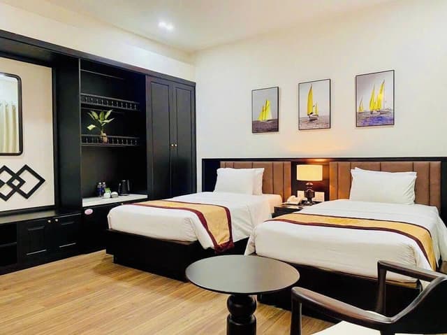 Premier Room, River View