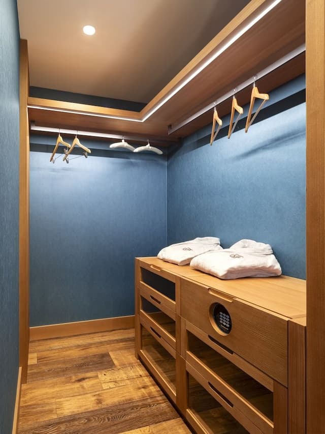 Penthouse Suite with Spa access