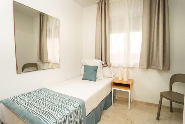 Three-Bedroom Apartment (5 Adults)