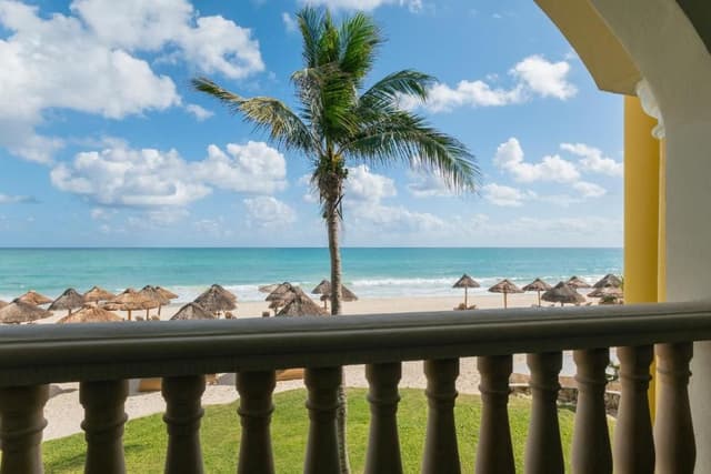 Ocean Front Butler Suite