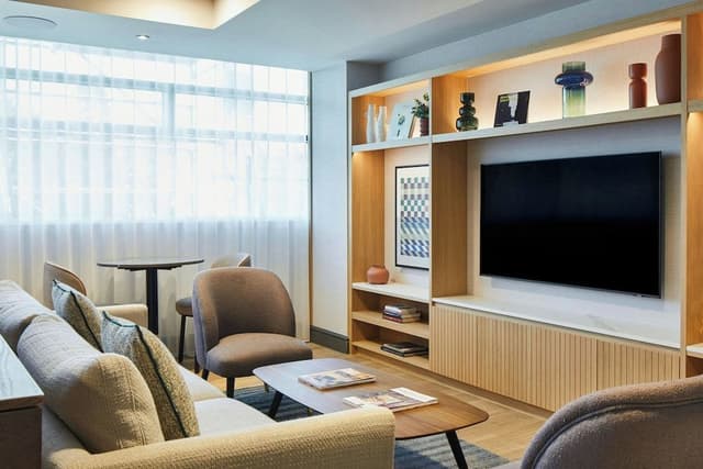 Executive King Room