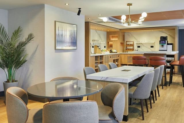 Executive King Room