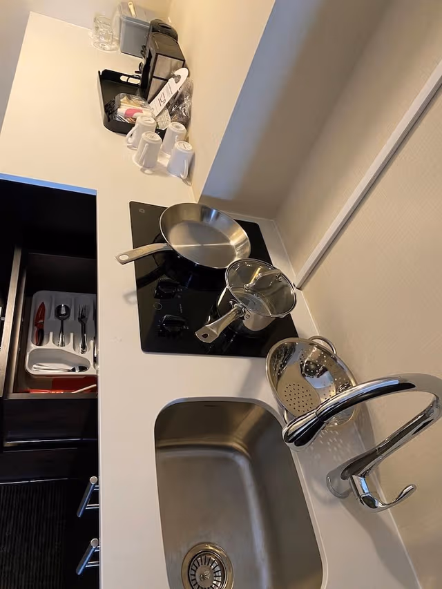 Comfort Room, 2 Queen Beds, Kitchenette