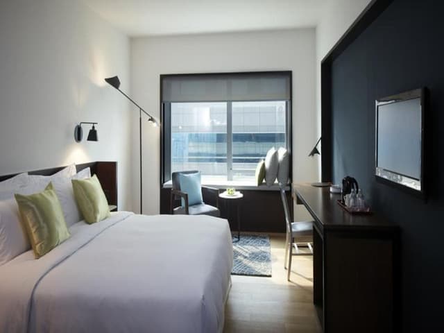 Superior King Room