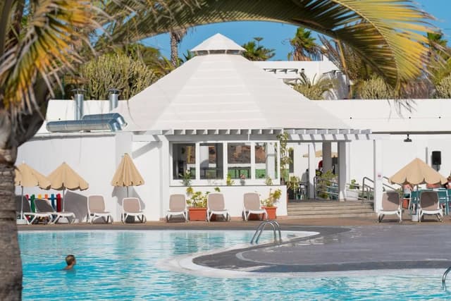 Bungalow (3 Adults)