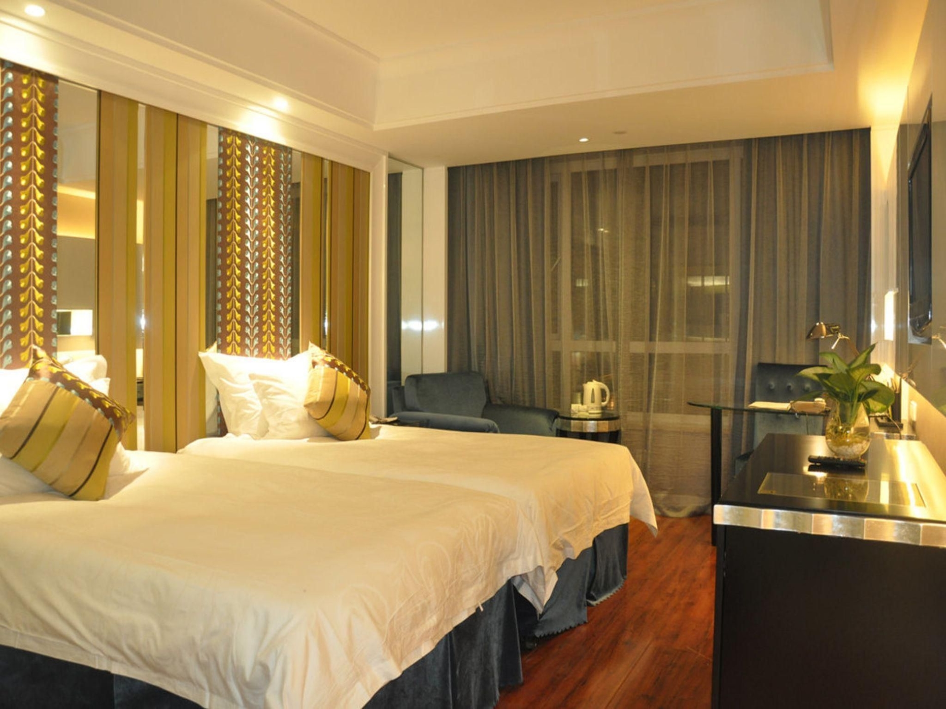 วู่หยาง ฮอลิเดย์ โฮเต็ล หางโจว (Wuyang Holiday Hotel Hangzhou)1