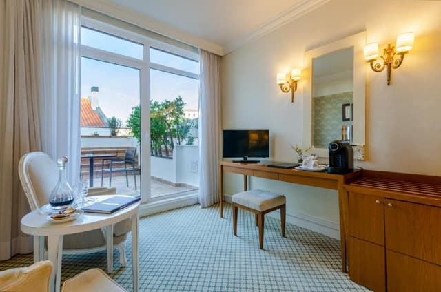 Superior Double Room with Terrace
