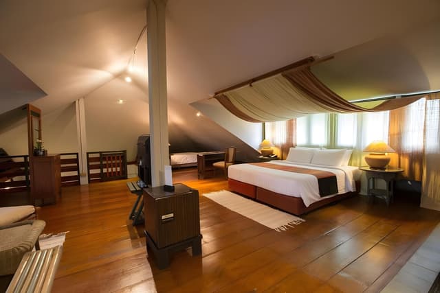 Executive Duplex, 1 King Bed