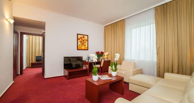 Queen Suite