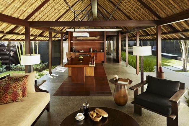 One-Bedroom Private Estate Pool Villa