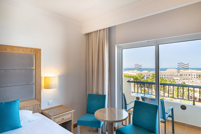 Family Room with Side Sea View (2 adults +1 child)