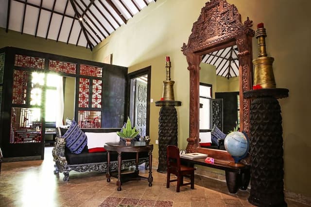 Sang Hyang Suites