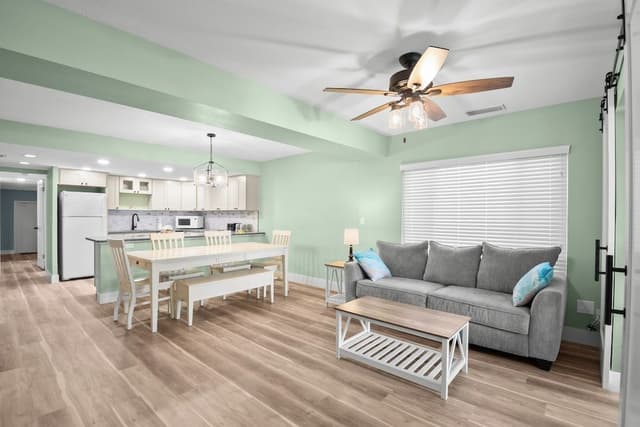 Condo, 2 Bedrooms, Kitchen, Garden View