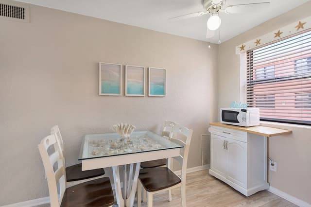 Condo, 2 Bedrooms, Kitchen