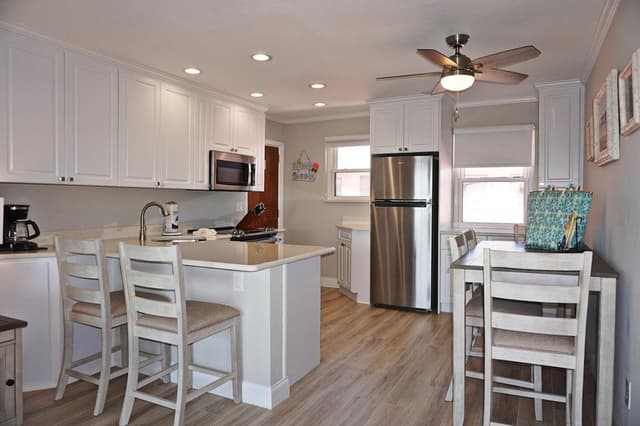 Condo, 2 Bedrooms, Kitchen