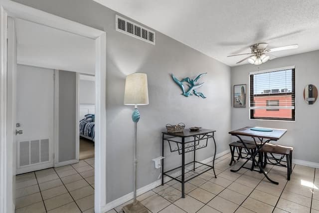 Condo, 2 Bedrooms, Kitchen, Garden View